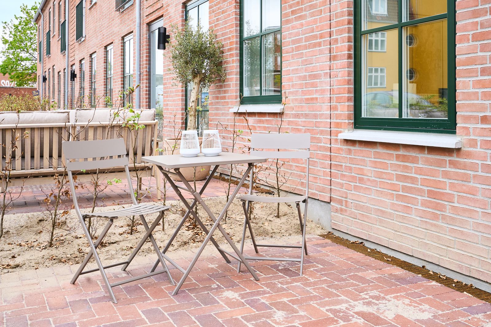 Terrace at the furnished apartment on B. Bangs Gade in the Glasværk quarter, Odense